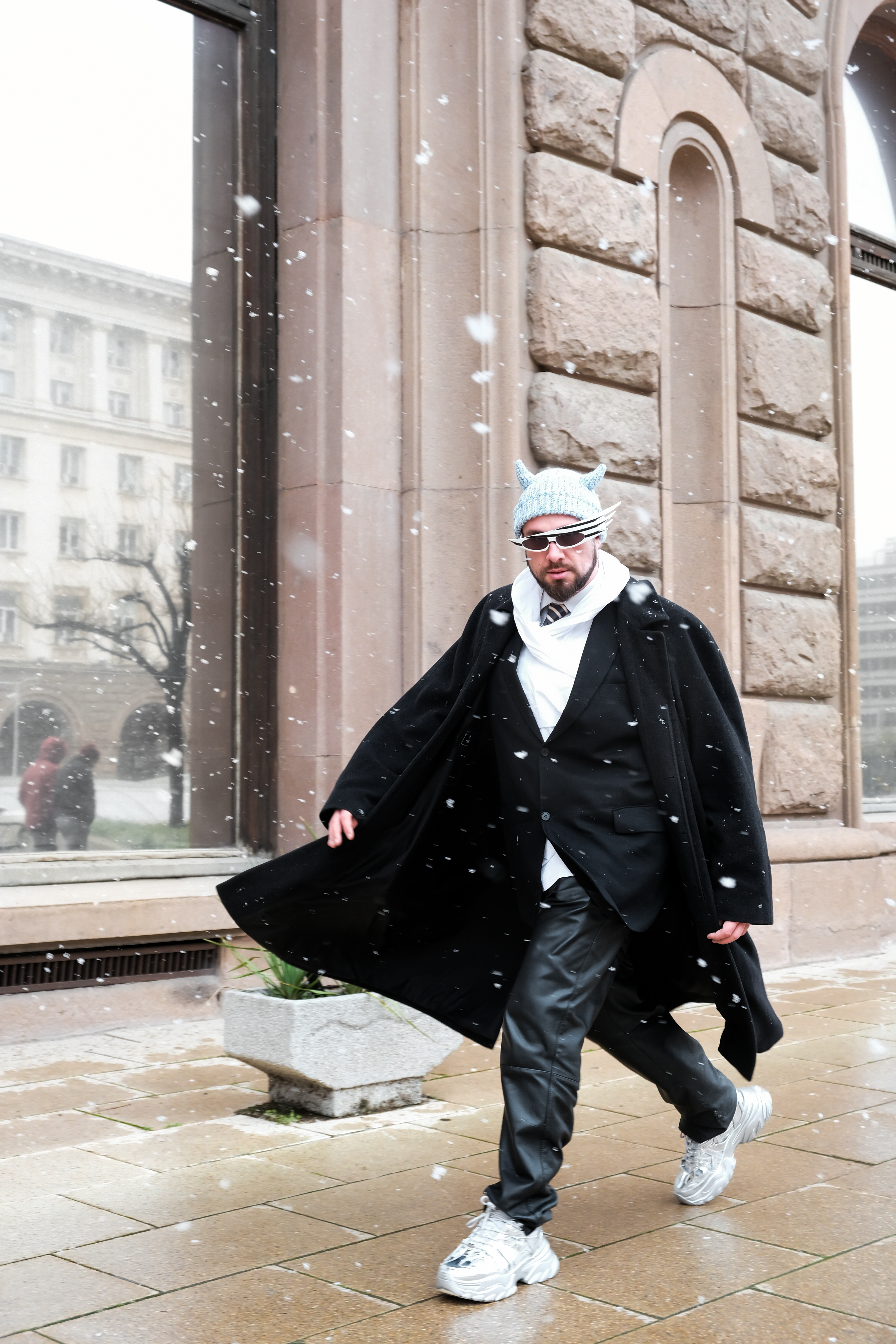 Commercial Walking Men