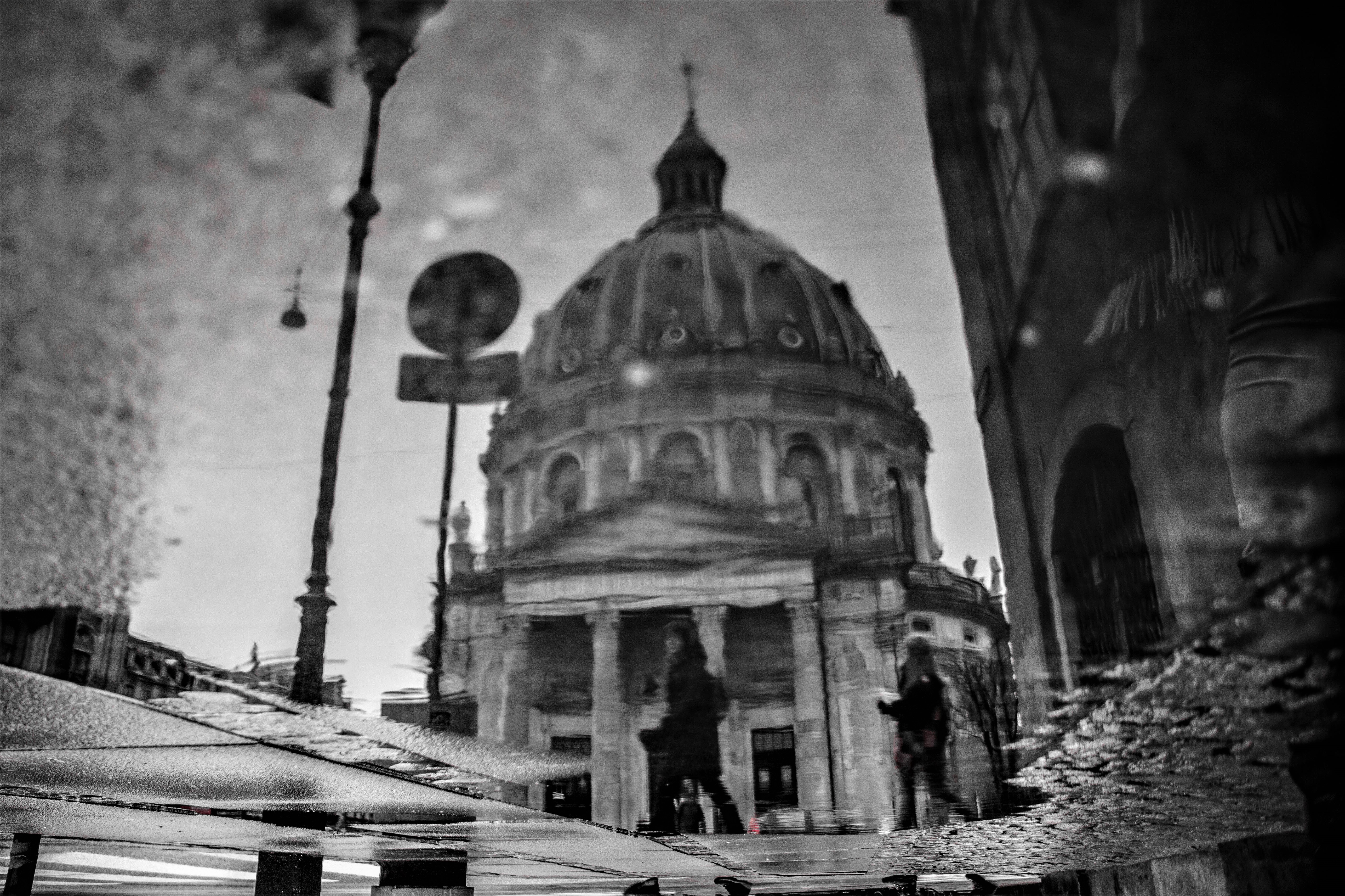 Urban Black & White Architecture